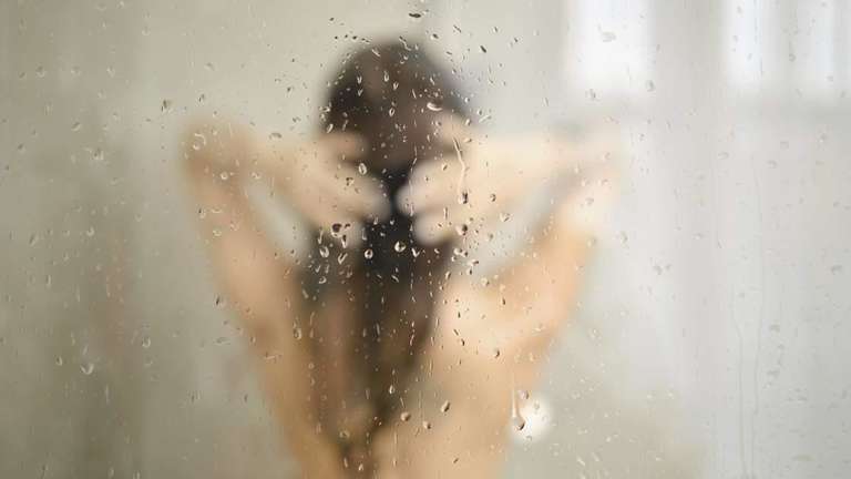 Morgens oder abends duschen? Was wirklich gesünder ist